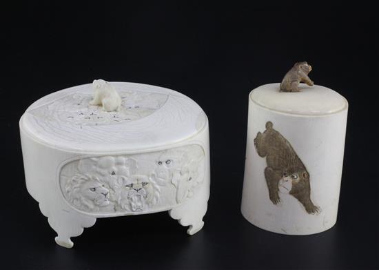Two Japanese ivory jars and covers, early 20th century,